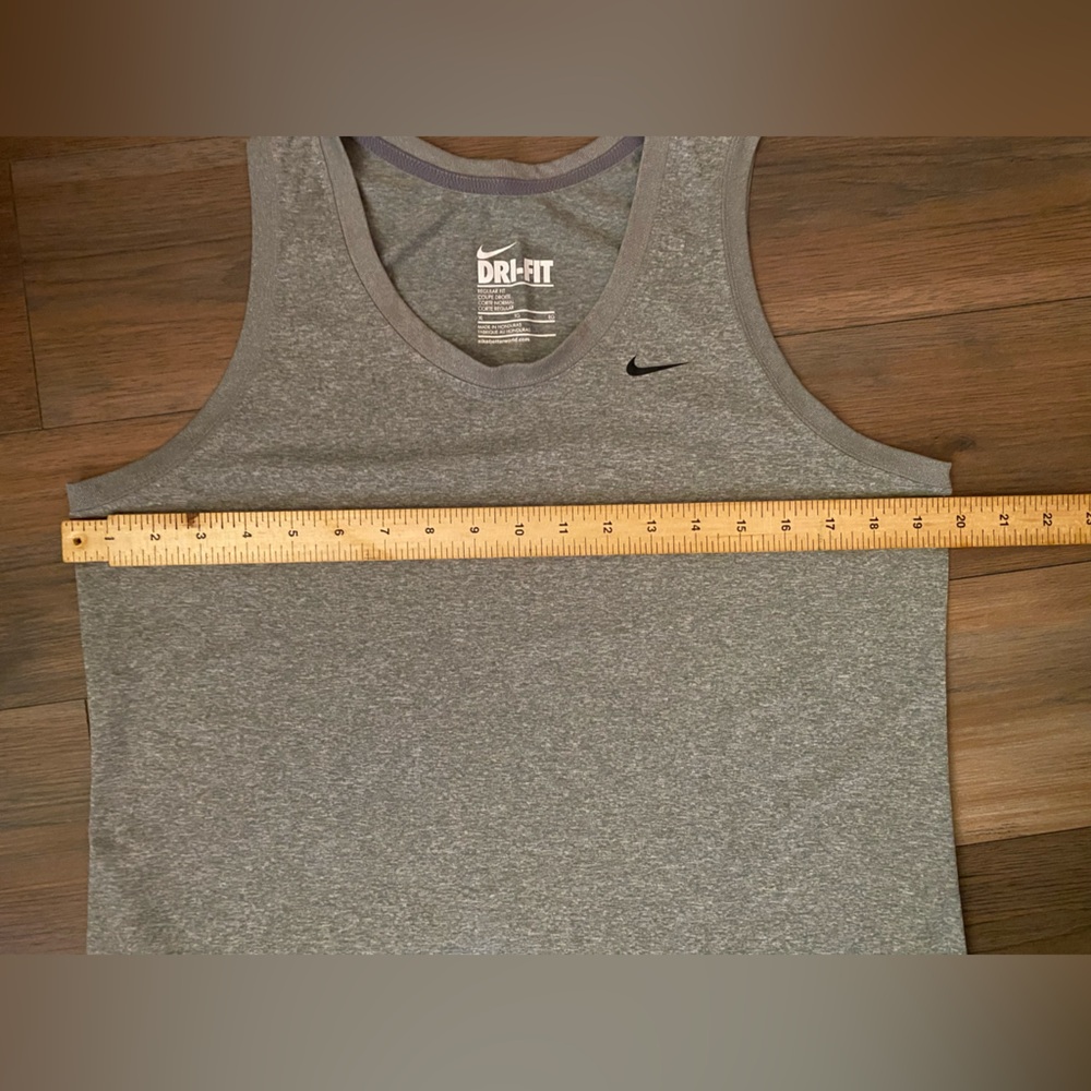 Nike top - Picture 12 of 14